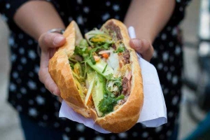 Ăn vặt Bánh Mì Ro Ma