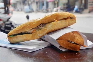 Ăn vặt Bánh Mì Sài Gòn - Lũy Bán Bích