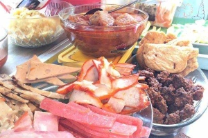 Ăn vặt Bánh Mì Thịt Jambom