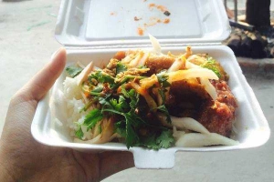 Ăn vặt Bánh Mì Thịt & Xôi Mặn