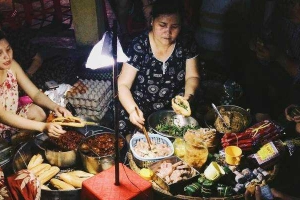 Ăn vặt Bánh Mì Tràng Tiền