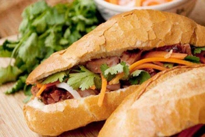 Ăn vặt Bánh Mì Út Hiền - Võ Thị Sáu