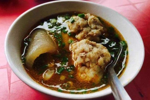 Ăn vặt Bánh Mì, Xíu Mại - Lê Thị Hồng Gấm