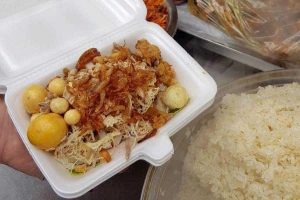 Ăn vặt Bánh Mì - Xôi Gà 56 - Tỉnh Lộ 10
