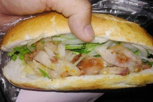 Ăn vặt Bánh Mì & Xôi Gà