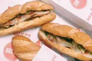 Ăn vặt Bánh Mì Zon Zon - Royal City