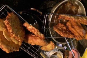 Ăn vặt Bánh Ngon Phố Cổ - Bánh Gối & Bánh Rán
