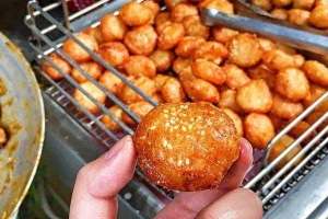 Ăn vặt Bánh Rán Tí Hon - Bùi Ngọc Dương
