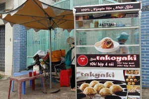 Ăn vặt Bánh Takoyaki - Nguyễn Ái Quốc