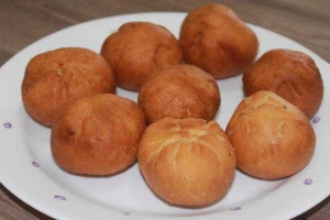 Ăn vặt Bánh Tiêu & Bánh Bao Chiên