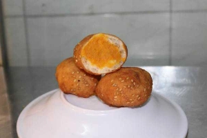 Ăn vặt Bánh Tiêu Đỗ Xanh - Cây Bài