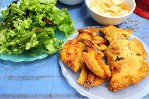 Ăn vặt Bánh Tôm & Bánh Gối - Phan Phù Tiên
