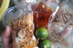 Ăn vặt Bánh Tráng Coca