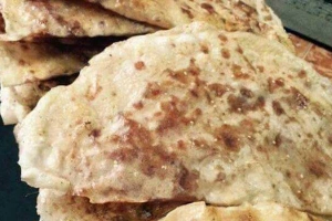 Ăn vặt Bánh Tráng Mắm Ruốc Dori