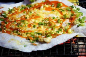 Ăn vặt Bánh Tráng Nướng & Pizza Đà Lạt