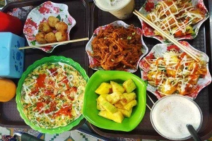 Ăn vặt Bánh Tráng Trộn 74