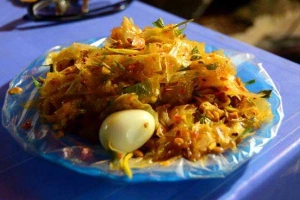 Ăn vặt Bánh Tráng Trộn Chị Hân - Lê Văn Hiến