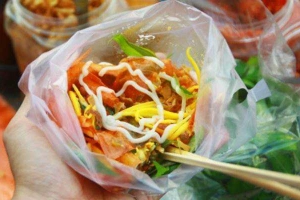 Ăn vặt Bánh Tráng Trộn Cô 5 Hường