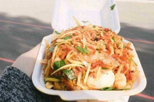 Ăn vặt Bánh Tráng Trộn - ĐH Luật Hà Nội