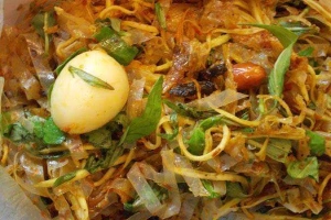 Ăn vặt Bánh Tráng Trộn - Nguyễn Xuân Khoát