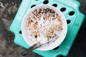 Ăn vặt Bánh Trôi Tàu - Hàng Bồ
