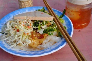 Ăn vặt Bánh Ướt - Tân Sơn Nhì