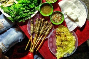 Ăn vặt Bánh Xèo & Nem Lụi - 140 Đội Cấn