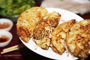 Ăn vặt Bánh Xèo Tháp Bà