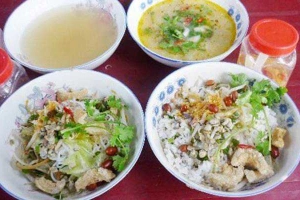 Ăn vặt Bé Tý - Cơm Hến & Cháo Hến