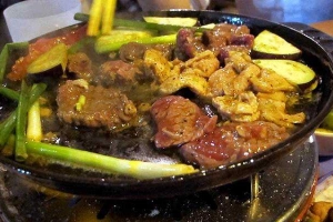 Ăn vặt Bi's Nầm Nướng - Pháo Đài Láng