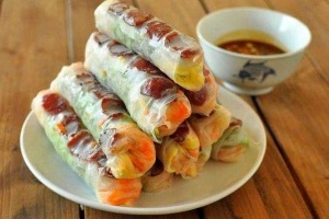 Ăn vặt Bò Bía 2 Chú - Hai Bà Trưng