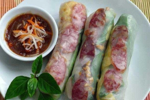 Ăn vặt Bò Bía - Chiêu Anh Các