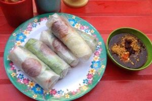 Ăn vặt Bò Bía - Tôn Đản