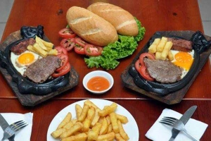 Ăn vặt Bò Bít Tết & Mì Xào Bò