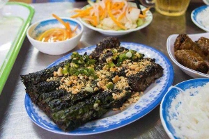 Ăn vặt Bò Kho & Bò Lá Lốp