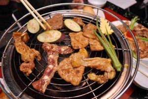 Ăn vặt Bò Nầm Nướng Cô Chung - Trần Thái Tông
