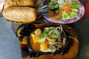 Ăn vặt Bò Né Lan Nhi