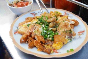 Ăn vặt Bột Chiên Khoai Môn & Mì Xào Bò