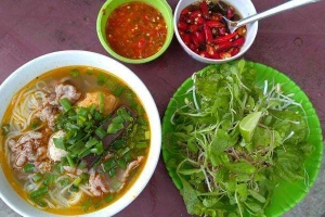 Ăn vặt Bún Bò - Bún Giò & Chả