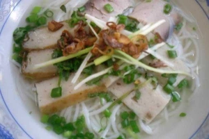 Ăn vặt Bún Cá Nguyễn Công Trứ
