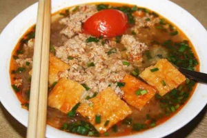 Ăn vặt Bún Chả Cá Riêu Cua Bà Luận