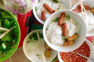 Ăn vặt Bún Chả Giò, Mì Chả Giò & Gỏi Cuốn