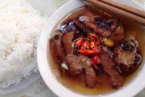 Ăn vặt Bún Chả - Lương Định Của