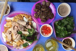Ăn vặt Bún Đậu Cháo Lòng - Vĩnh Hồ