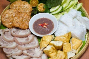 Ăn vặt Bún Đậu Mắm Tôm - Hoàng Văn Thái