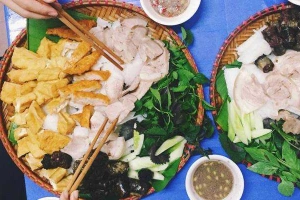Ăn vặt Bún Đậu Mẹt - Lạc Trung