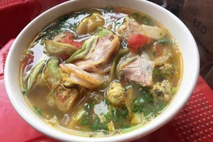 Ăn vặt Bún Dọc Mùng Cô Châm