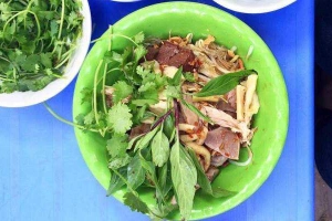 Ăn vặt Bún & Miến Ngan Trộn - Chợ Nghĩa Tân