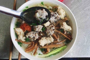 Ăn vặt Bún Mọc - Hàng Điếu