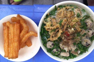 Ăn vặt Bún Mọc Sườn Bò - Nguyễn Quý Đức